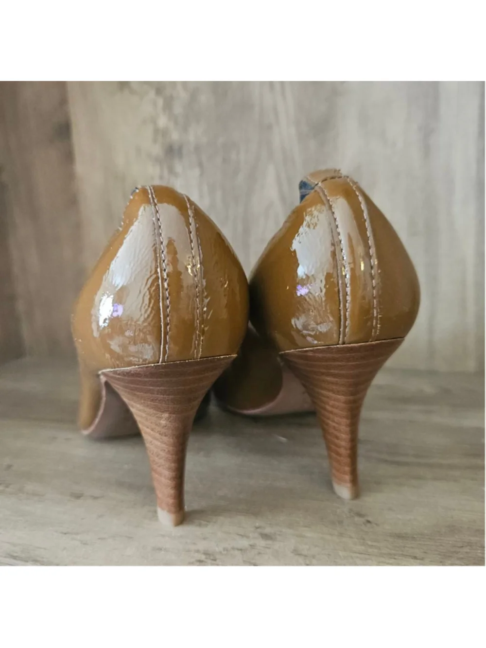 Tory Burch Brown Leather Caroline Reva Scrunch Pumps Womens 7.5